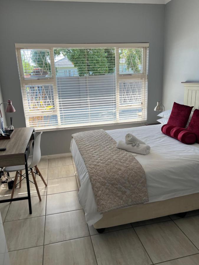 Jodwell Guesthouse East London Buitenkant foto