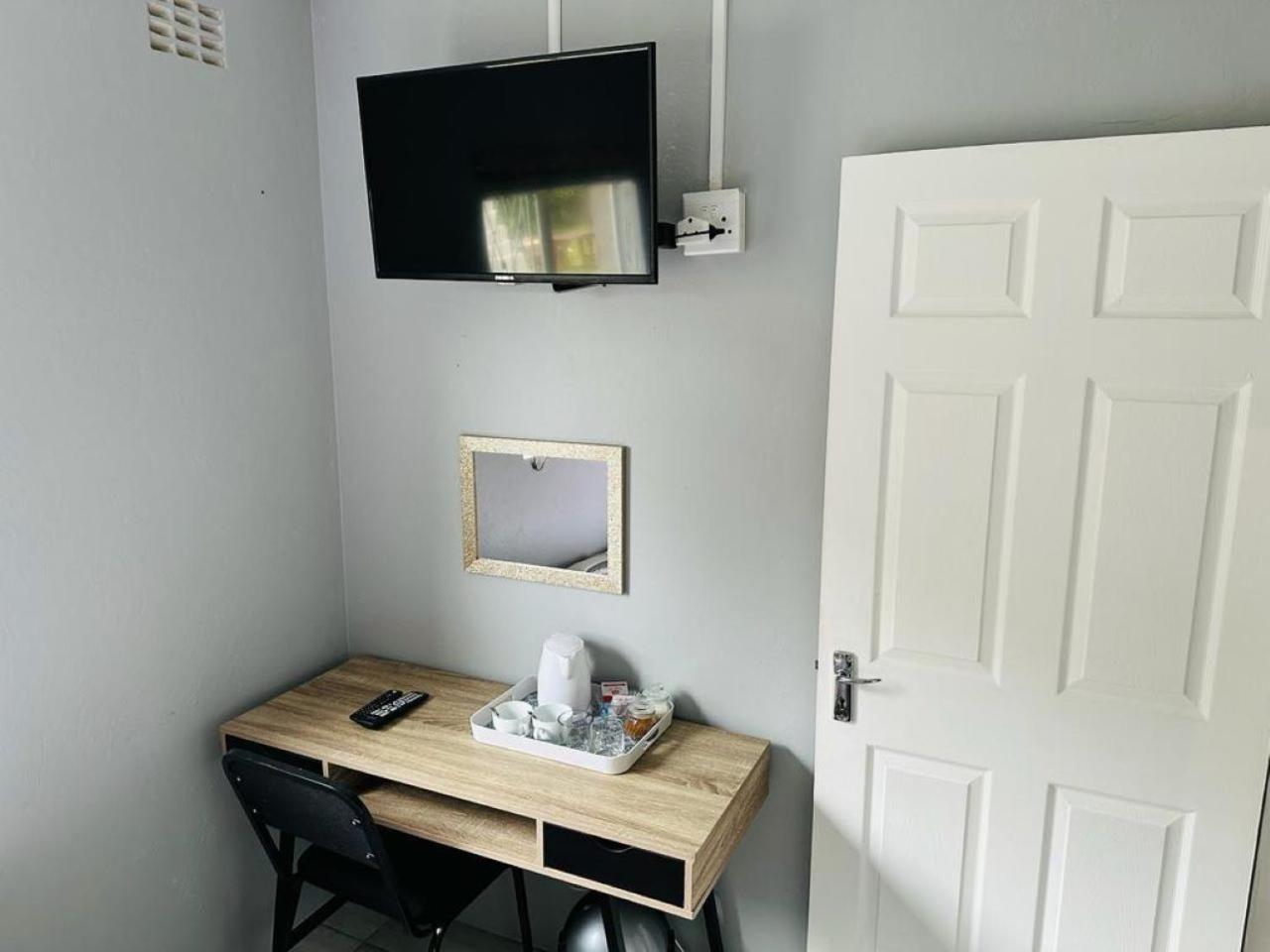 Jodwell Guesthouse East London Buitenkant foto