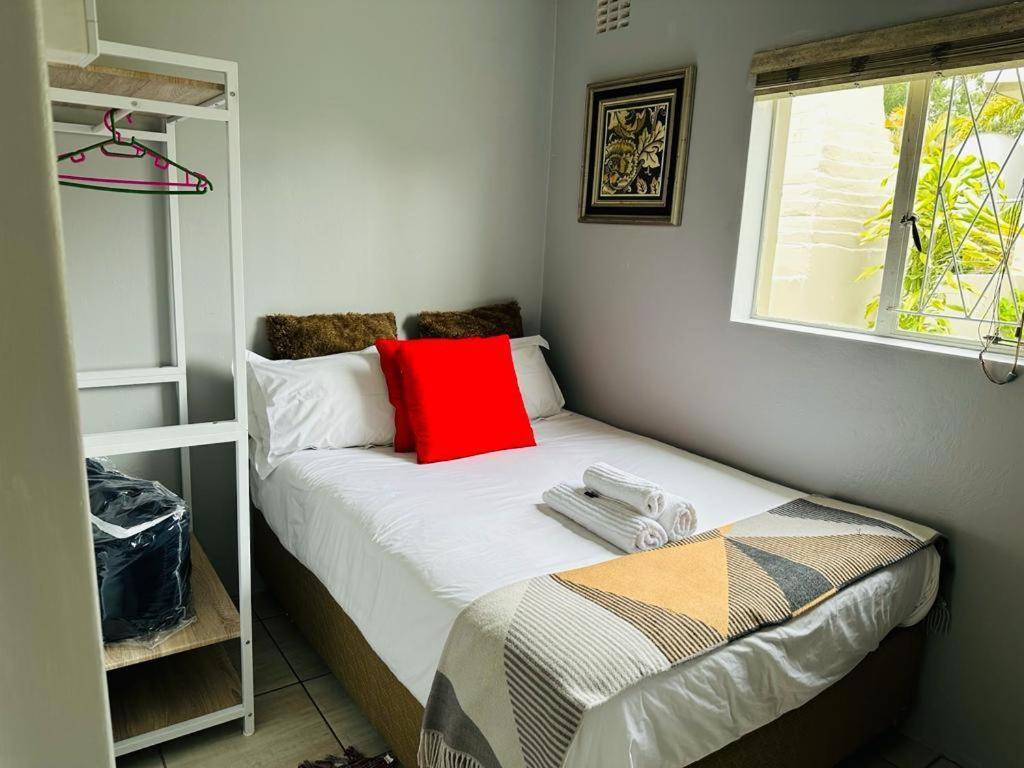 Jodwell Guesthouse East London Buitenkant foto