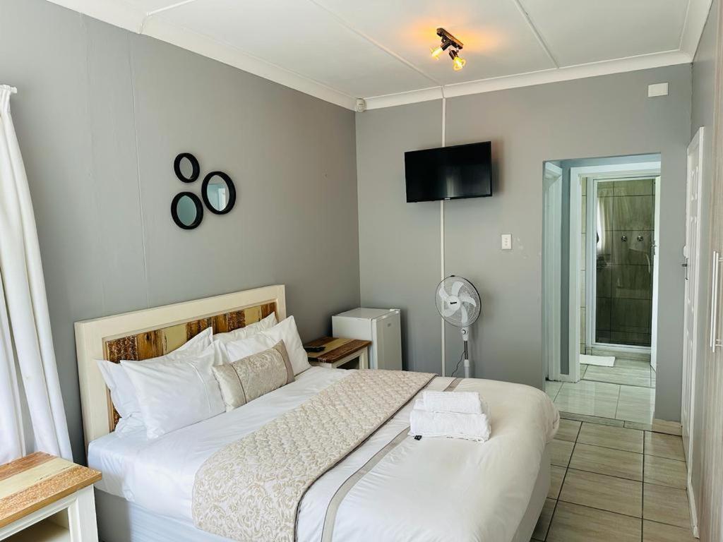Jodwell Guesthouse East London Buitenkant foto
