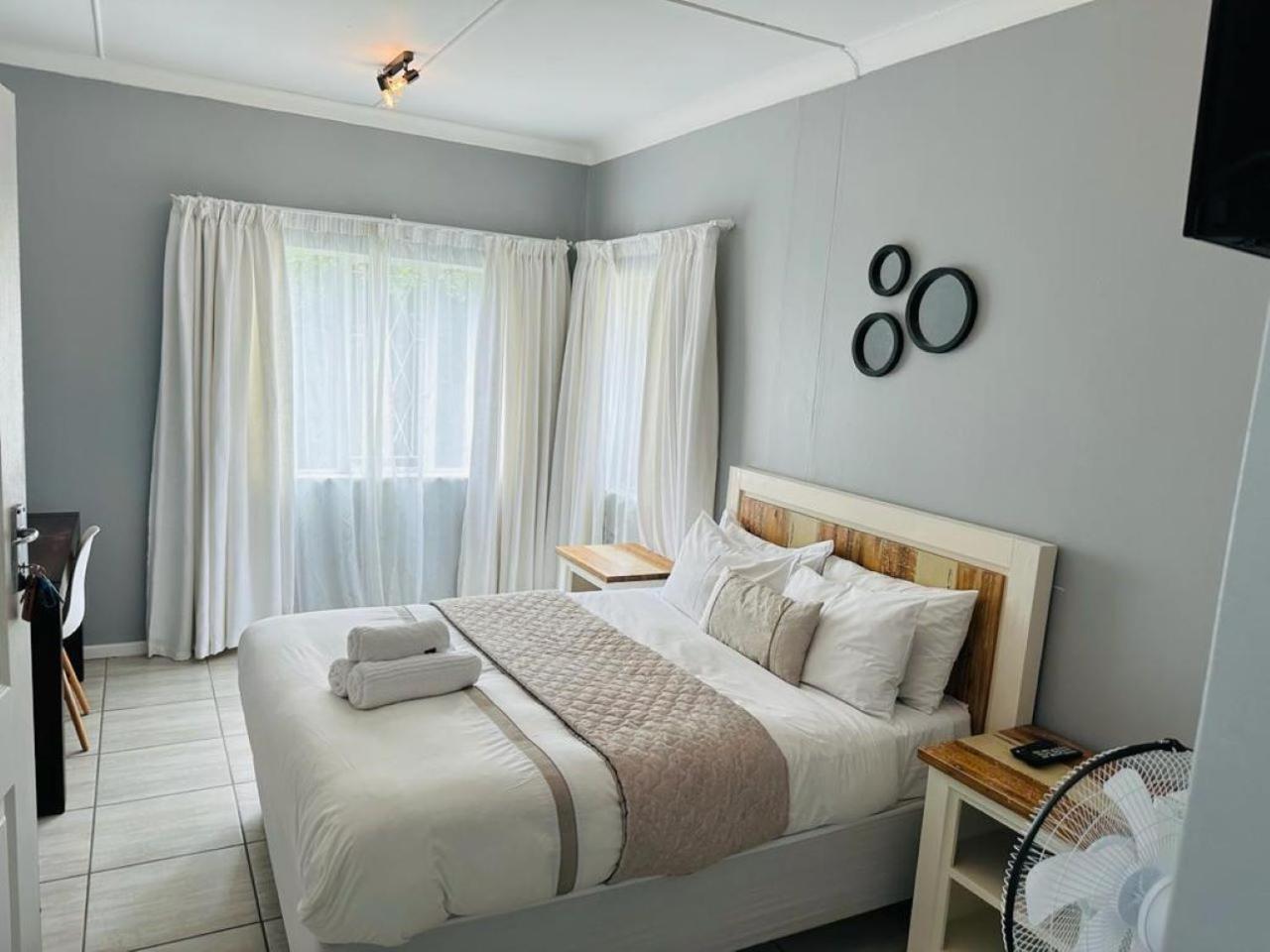 Jodwell Guesthouse East London Buitenkant foto