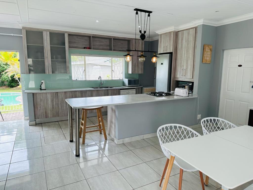 Jodwell Guesthouse East London Buitenkant foto